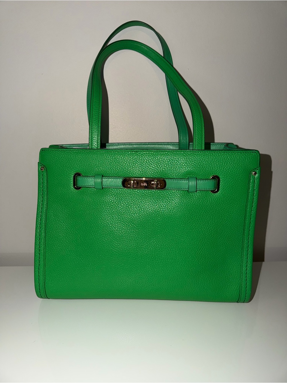 Coach Swagger Tote Light/green Satchel